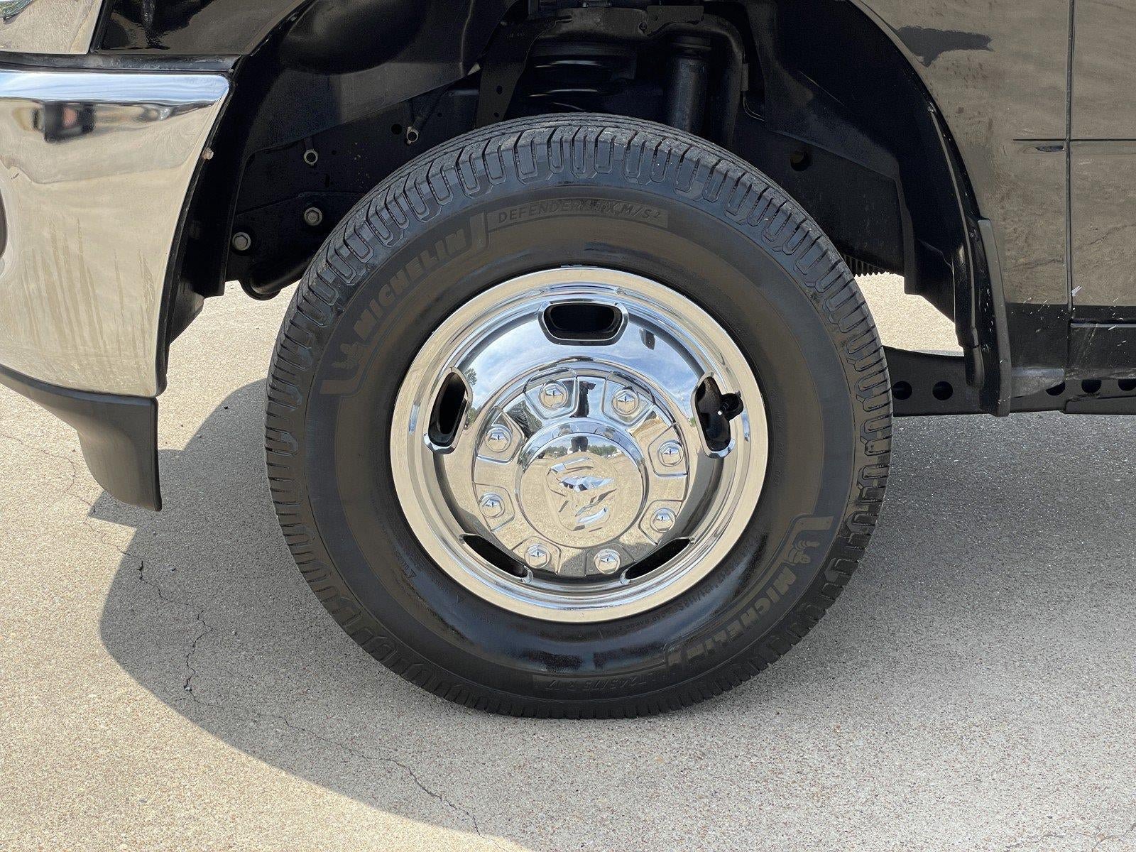 Used 2024 RAM 3500 Lone Star AWD/4WD image 46
