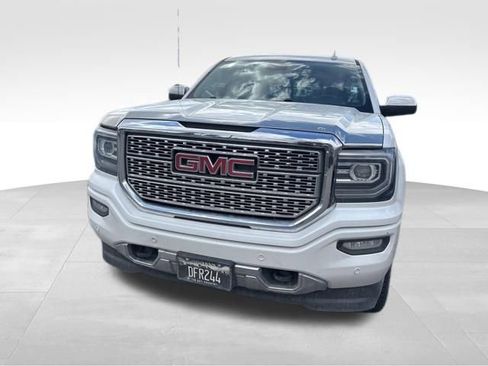 Used 2016 GMC Sierra 1500 Denali w/ Enhanced Driver Alert Package AWD/4WD image 4