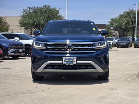 Used 2023 Volkswagen Atlas Cross Sport SE FWD image 2