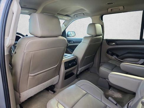 Used 2018 Chevrolet Tahoe LT image 21