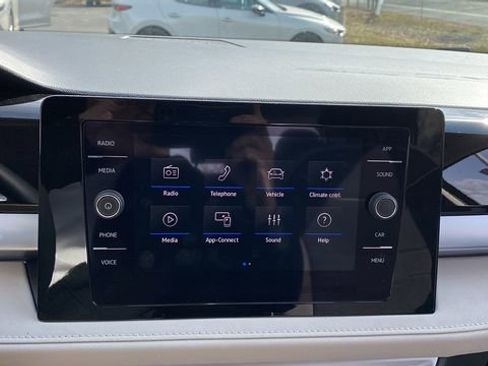 New 2026 Volkswagen Taos SE AWD/4WD image 15