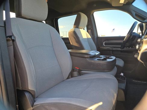Used 2024 RAM 2500 Big Horn AWD/4WD image 22