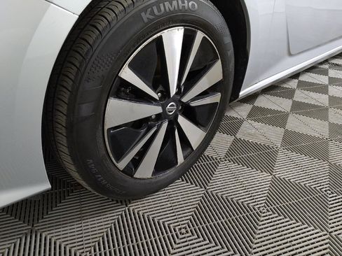 Used 2021 Nissan Altima 2.5 SV image 31