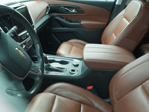 Used 2018 Chevrolet Traverse High Country w/ LPO, Floor Liner Package AWD/4WD image 7