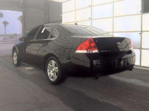 Used 2014 Chevrolet Impala LT FWD image 5