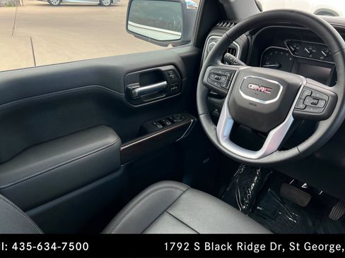 Used 2021 GMC Sierra 1500 SLT w/ SLT Premium Plus Package AWD/4WD image 11