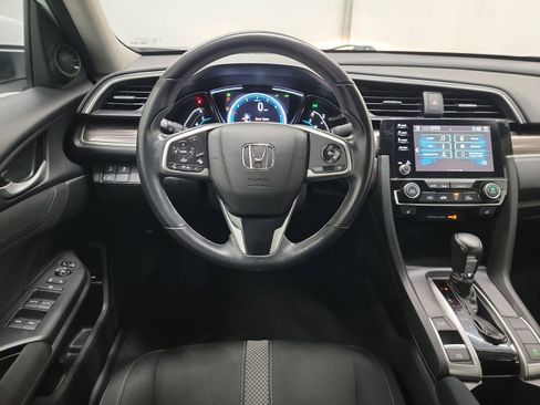 Used 2019 Honda Civic EX image 16