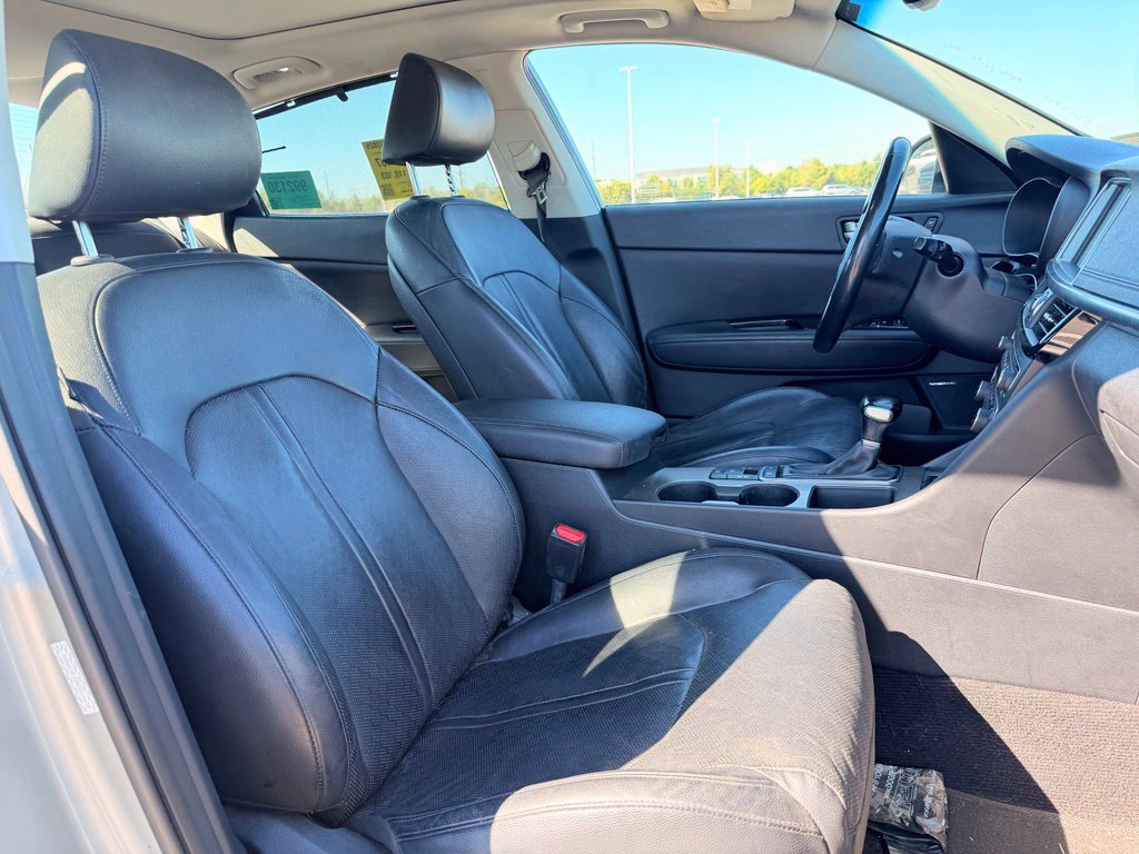 Used 2017 Kia Optima EX w/ Technology Package FWD image 9