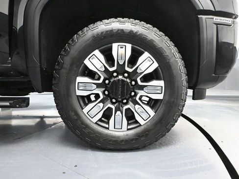 Used 2024 GMC Sierra 2500 Denali w/ Denali Reserve Package image 18