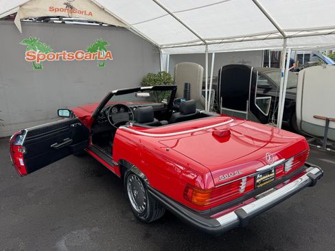 Used 1987 Mercedes-Benz 560 SL image 8