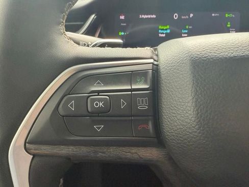 Used 2023 Jeep Grand Cherokee 4WD 4xe w/ Luxury Tech Group II image 15