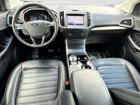 Used 2019 Ford Edge SEL w/ Equipment Group 201A FWD image 16