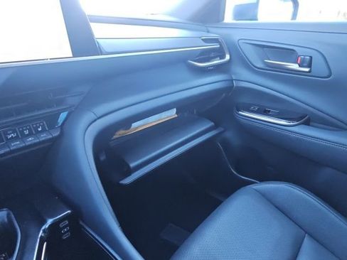 Used 2025 Toyota Crown XLE image 52