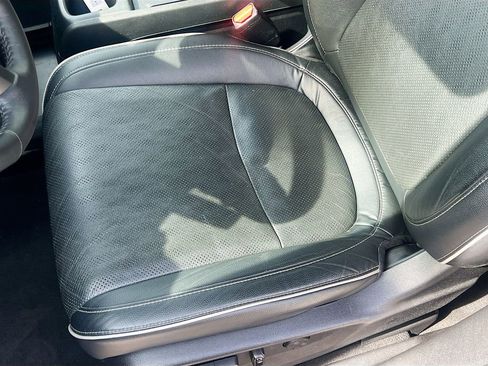 Used 2025 Honda Odyssey Elite image 20