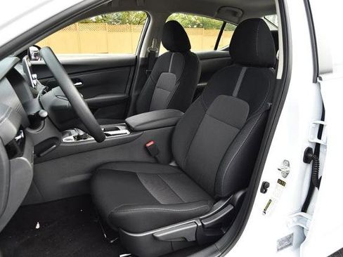 New 2025 Nissan Sentra SV image 19