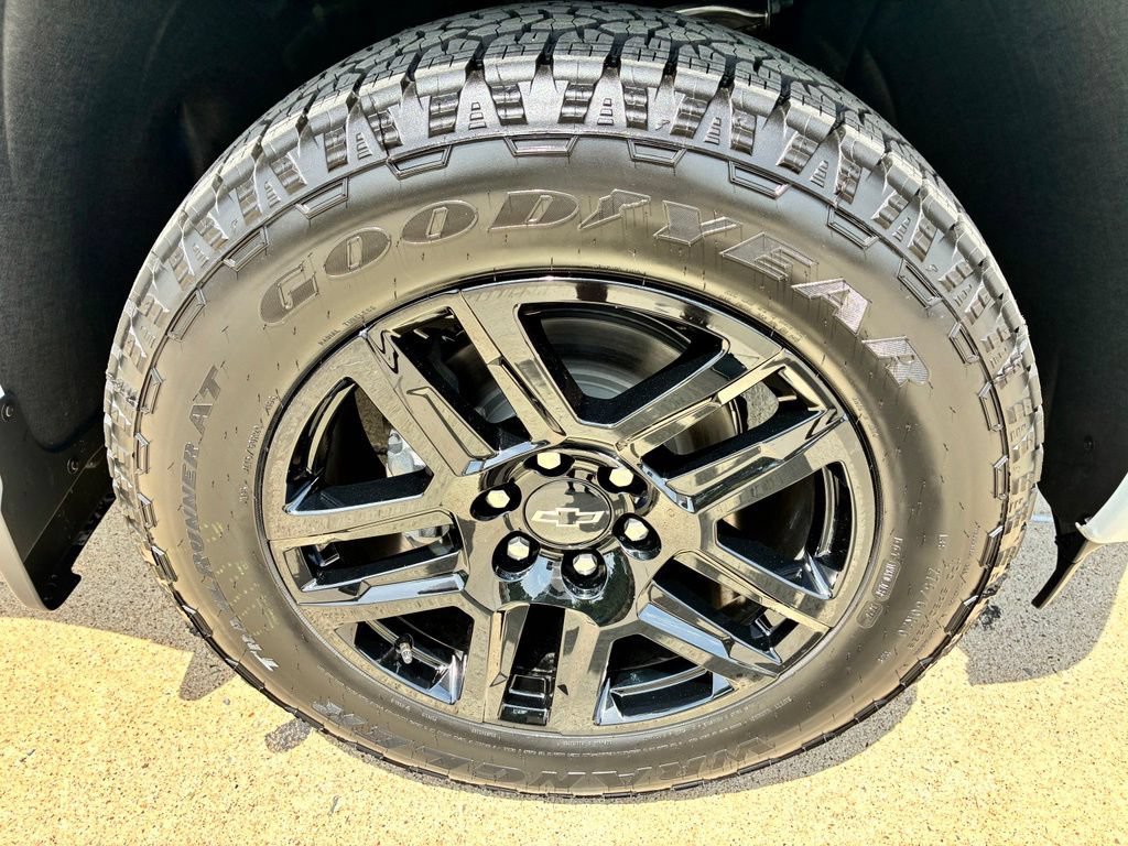 New 2026 Chevrolet Silverado 1500 RST w/ RST Select Package RWD image 3