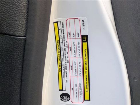 New 2026 Chrysler Pacifica Select image 20