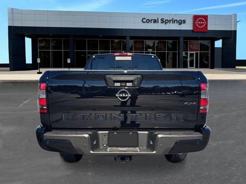 New 2026 Nissan Frontier SV w/ SV Convenience Package AWD/4WD image 4