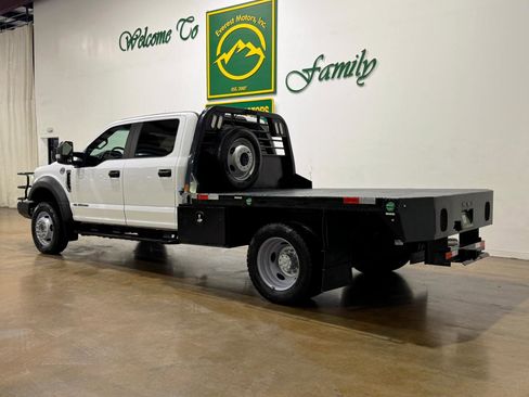 Used 2019 Ford F550 4x4 Crew Cab Super Duty w/ Power Equipment Group image 6