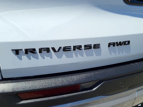 Used 2026 Chevrolet Traverse Z71 w/ Driver Confidence Package AWD/4WD image 30