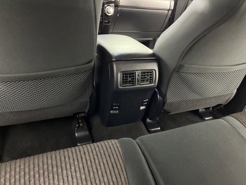 Used 2018 Toyota 4Runner TRD Off-Road AWD/4WD image 36