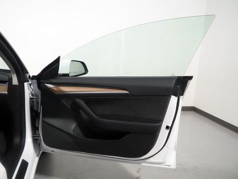 Used 2023 Tesla Model 3 RWD image 48