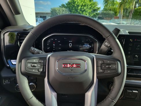 New 2026 GMC Sierra 1500 Elevation AWD/4WD image 24