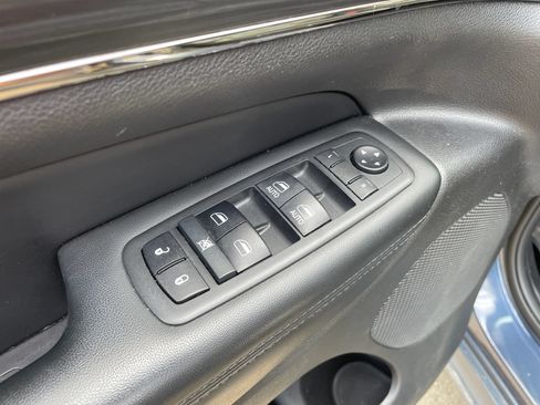 Used 2019 Jeep Grand Cherokee Limited X AWD/4WD image 10