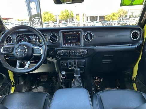 Used 2023 Jeep Wrangler Unlimited Sahara w/ Cold Weather Group AWD/4WD image 20