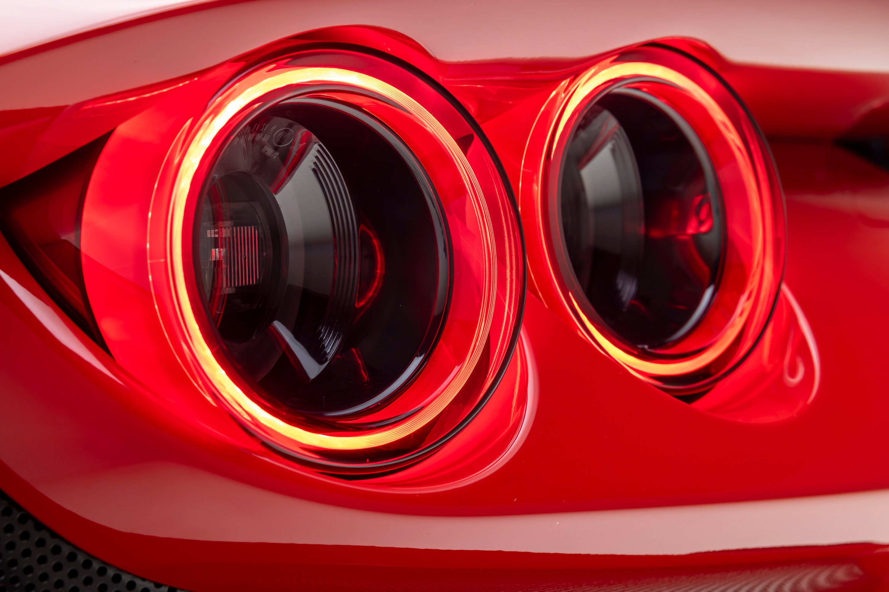 Certified 2022 Ferrari F8 Tributo RWD image 57