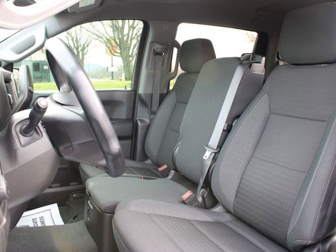 Used 2025 Chevrolet Silverado 1500 Custom Trail Boss w/ Dark Appearance Package AWD/4WD image 22