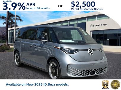 New 2025 Volkswagen ID. Buzz Pro S Plus
