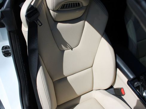 Used 2019 Mercedes-Benz SLC 300 image 13