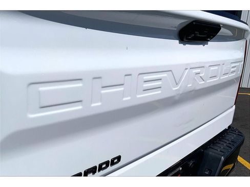 Used 2024 Chevrolet Silverado 1500 Custom Trail Boss AWD/4WD image 32