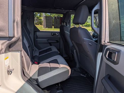 Used 2021 Ford Bronco Big Bend AWD/4WD image 18