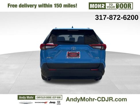 Used 2020 Toyota RAV4 XLE Premium image 6