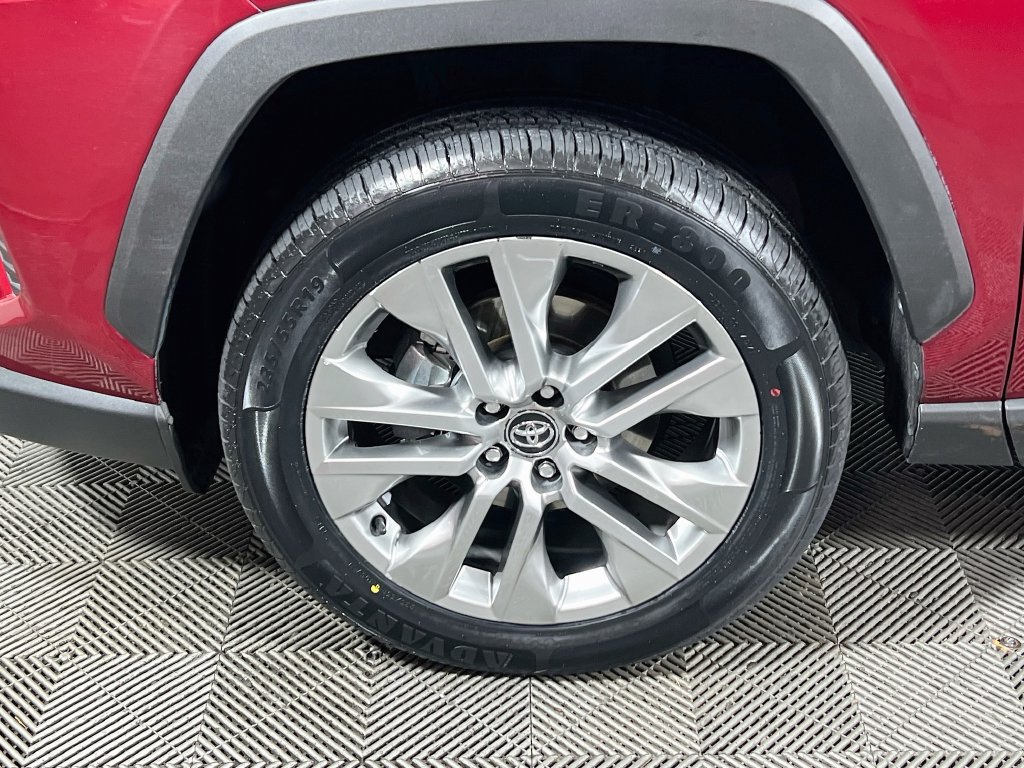 Certified 2021 Toyota RAV4 Limited AWD/4WD image 28