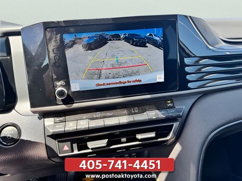Used 2025 Toyota Camry LE FWD image 26