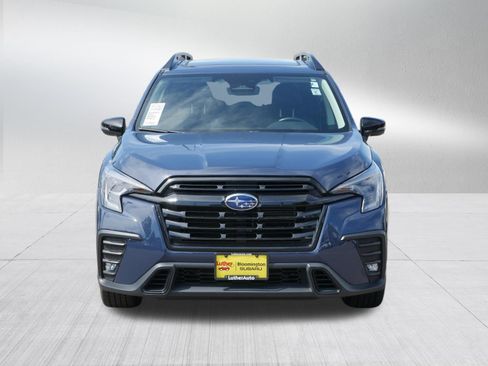 Used 2023 Subaru Ascent Onyx Edition AWD/4WD image 2