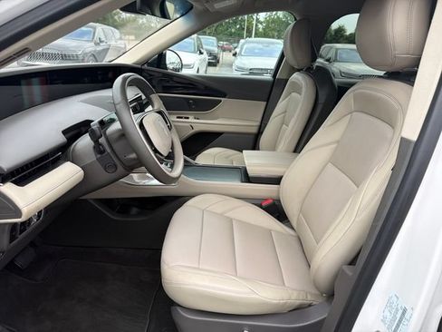 Certified 2024 Lincoln Nautilus Premier AWD/4WD image 14