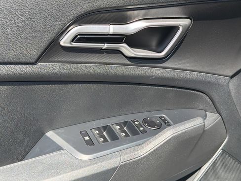 New 2027 Kia Sportage S FWD image 16