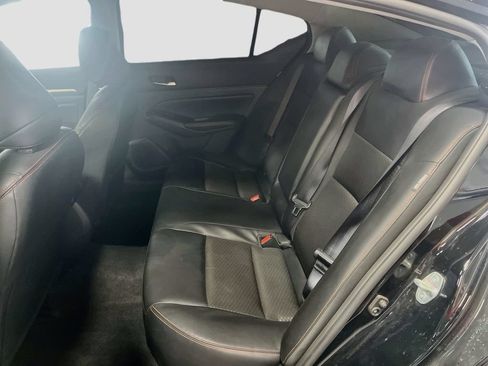 Used 2025 Nissan Altima 2.5 SR FWD image 23
