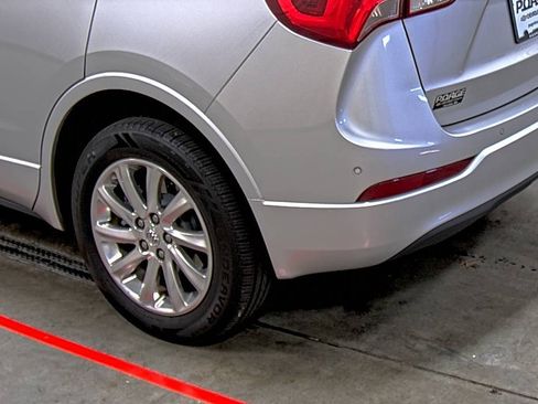 Used 2019 Buick Envision Essence image 9