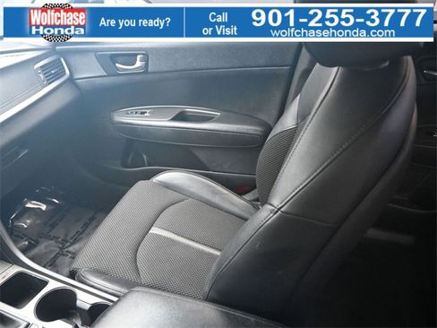 Used 2020 Kia Optima S image 11