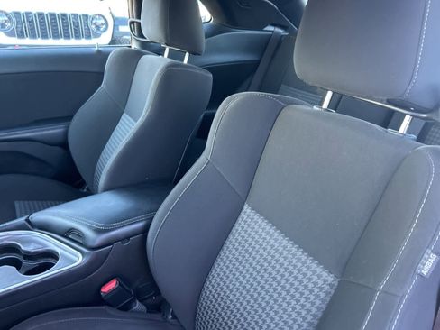 Used 2022 Dodge Challenger R/T w/ Blacktop Package image 23