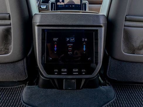 Used 2026 GMC Yukon XL Denali Ultimate image 33