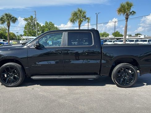 Used 2023 RAM 1500 Laramie AWD/4WD image 3