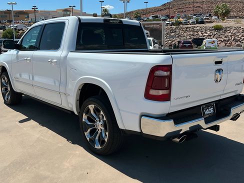 Used 2022 RAM 1500 Limited AWD/4WD image 3
