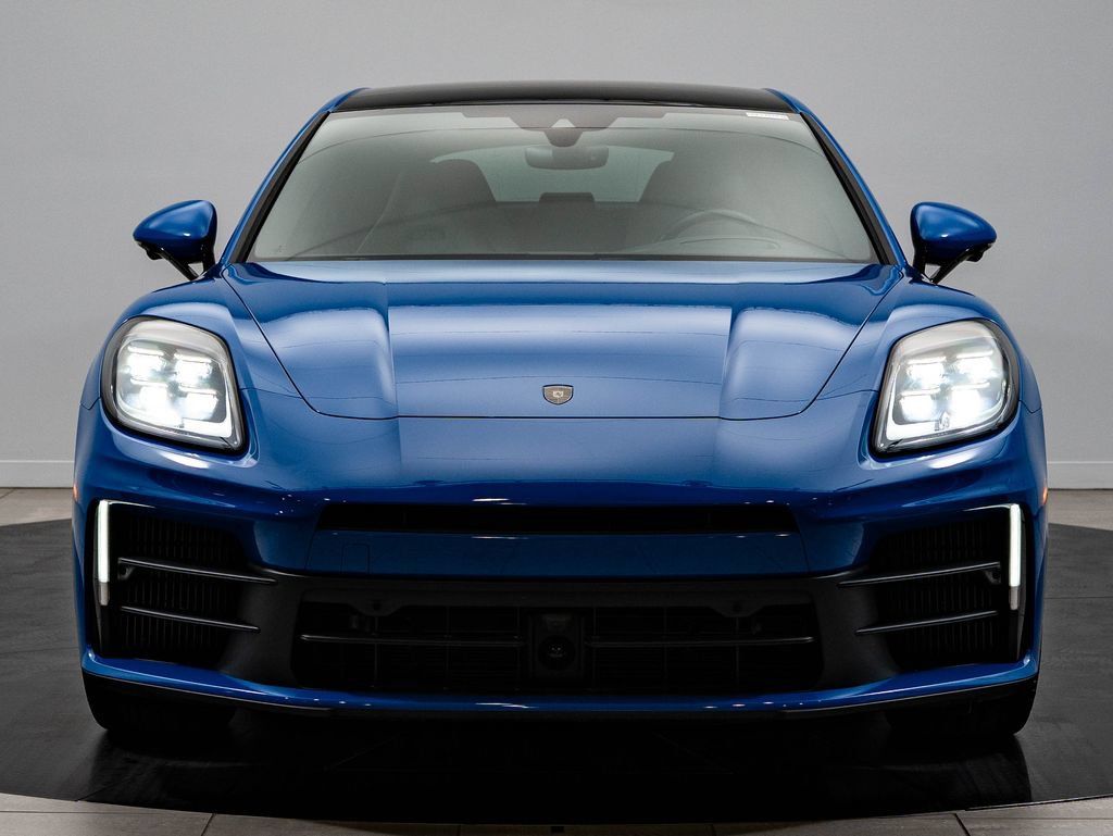 Certified 2025 Porsche Panamera 4 w/ Premium Package AWD/4WD image 11