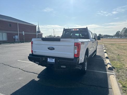Used 2017 Ford F250 XL w/ Power Equipment Group image 7